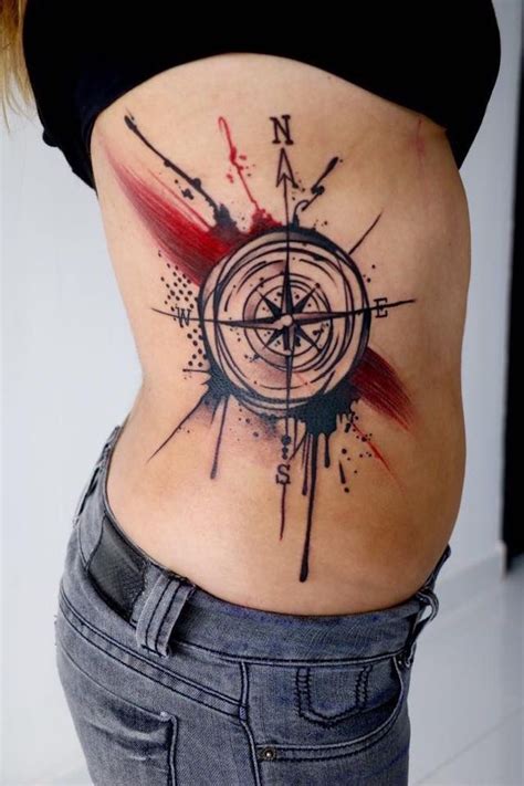 tatouage rose des vents.